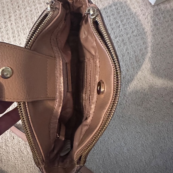 Anne Klein - Picture 2 of 2